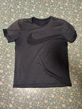 Load image into Gallery viewer, T-shirts for gym. Men. Brand Nike.
