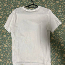 Load image into Gallery viewer, Woman t-shirt. Good condition. Collection.
