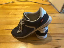 Load image into Gallery viewer, Copy of Levis fashion sneakers (3)

