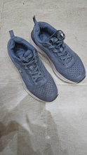 Load image into Gallery viewer, Women trainers
