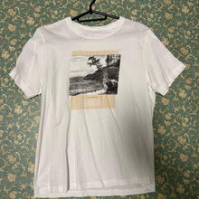 Load image into Gallery viewer, Woman t-shirt. Good condition. Collection.
