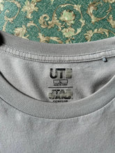 Load image into Gallery viewer, Men uniqlo U-T t-shirt
