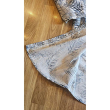 Load image into Gallery viewer, Shirt
