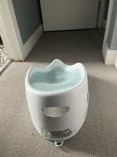 Load image into Gallery viewer, Angelcare Soft Touch Baby Bath Support Blue
